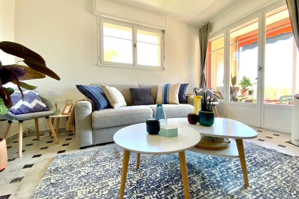 Superbe 4 Couchages Avec Terrasse - Clim - 50M De La Mer Saint-Raphael  Bagian luar foto
