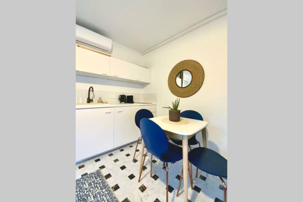 Superbe 4 Couchages Avec Terrasse - Clim - 50M De La Mer Saint-Raphael  Bagian luar foto